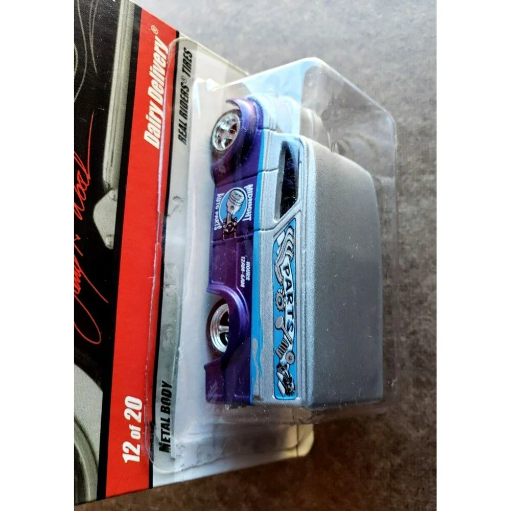 2009 Hot Wheels DAIRY DELIVERY MTFLK Silver / Purple LARRY'S GARAGE #12/20 RR5SP